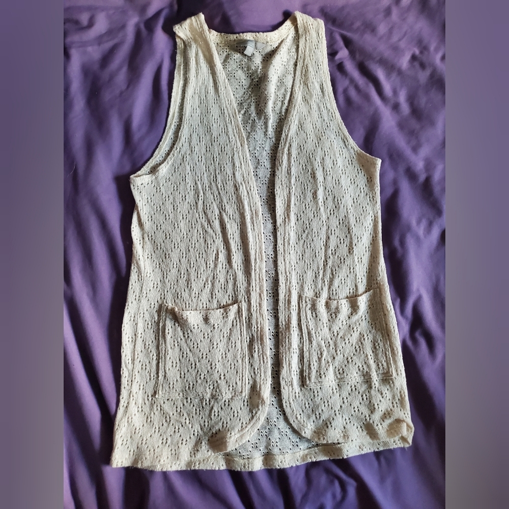 Ivory Sleeveless Knit Cardigan
